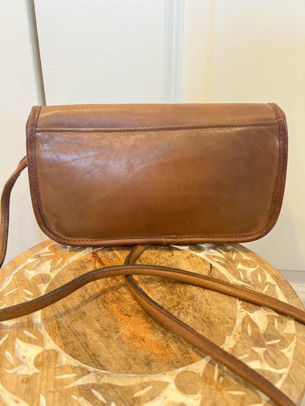 VTG. 70’s Coach NYC  Dinky Penny Classic Brown Leather Crossbody Bag - Picture 5 of 14